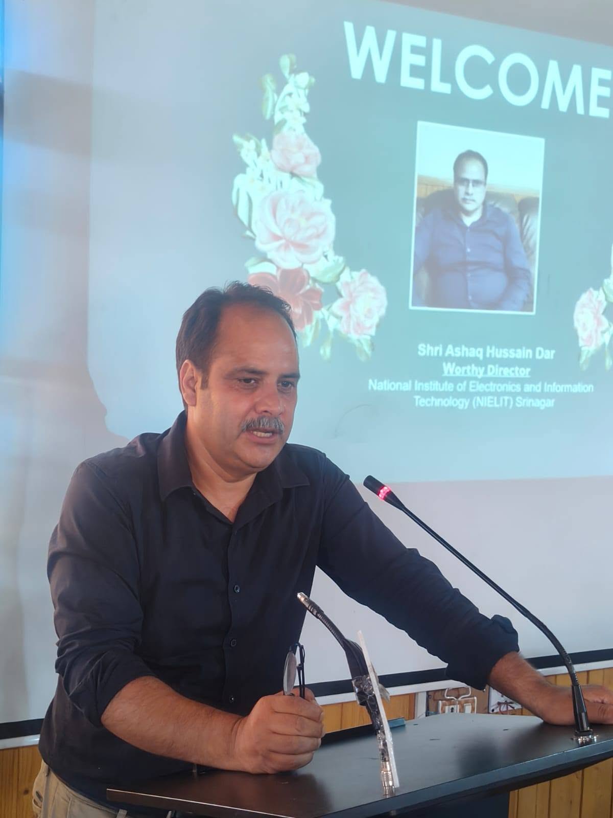 A significant milestone was achieved as Government ITI Pattan and NIELIT formalized their collaboration through the signing of a Memorandum of Understanding (MoU). This partnership aims to strengthen skill development, promote digital literacy.