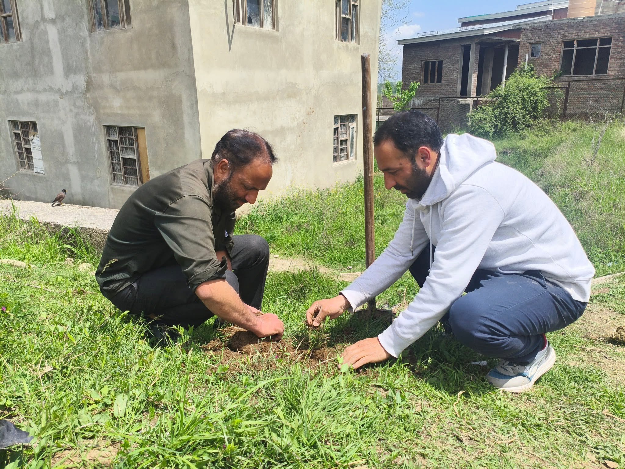 A step towards a greener tomorrow!  Government ITI Pattan proudly organized a Plantation Drive, bringing together trainees, staff, and faculty to contribute towards environmental sustainability. With great enthusiasm and a shared sense of responsibility, 